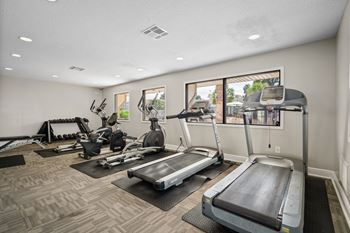fitness center at 701 South Apartments in Mobile, AL